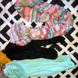 3 scarfs